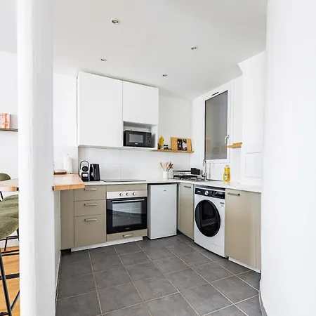 # 1bedroom # Artsetmétiers # République * Parigi